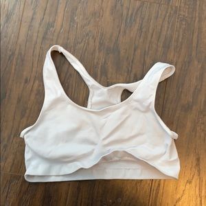 🌟White Sports Bra WILL TAKE ANY OFFER🌟